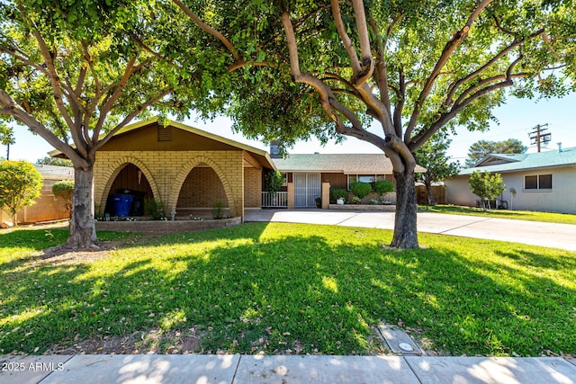 518 N Cheri Lynn Dr, Chandler, AZ 85225 - single story home featuring brick siding, a gate, and driveway