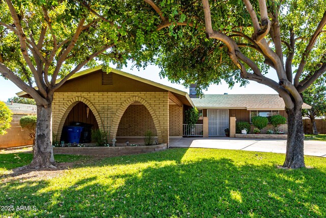 518 N Cheri Lynn Dr, Chandler, AZ 85225 - ranch-style home featuring brick siding
