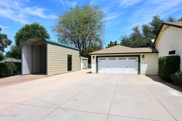 view of detached garage