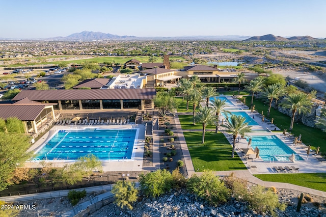 bird's eye view featuring a mountain view