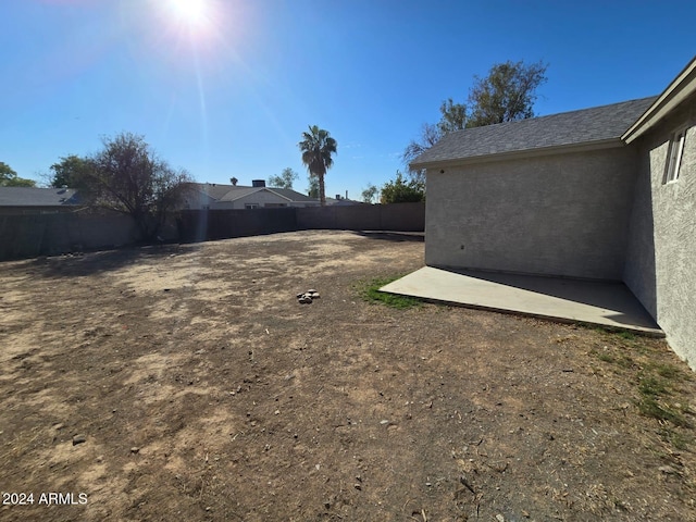 view of yard with a patio