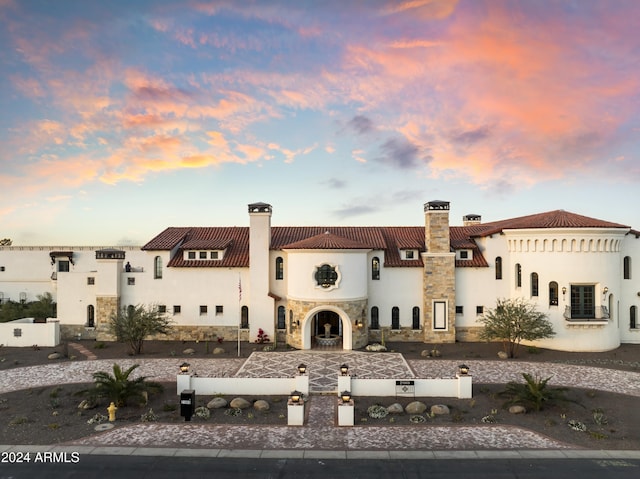 view of front of property