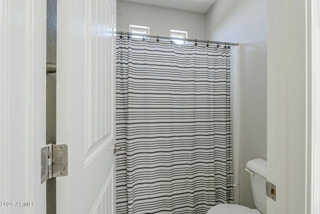 9752 E Torino Ave, Mesa, AZ 85212 - full bath with toilet and curtained shower