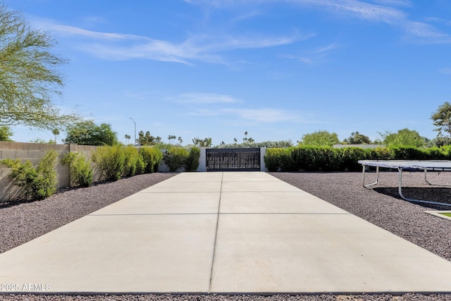 5112 E Cholla St, Scottsdale, AZ 85254 - view of patio with a gate and fence