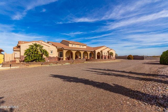 view of mediterranean / spanish-style home