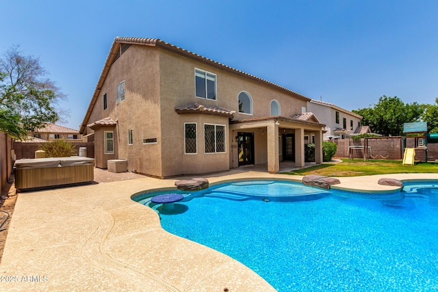 3772 E Leah Ln, Gilbert, AZ 85234 - view of swimming pool featuring a hot tub, a patio, and a fenced backyard