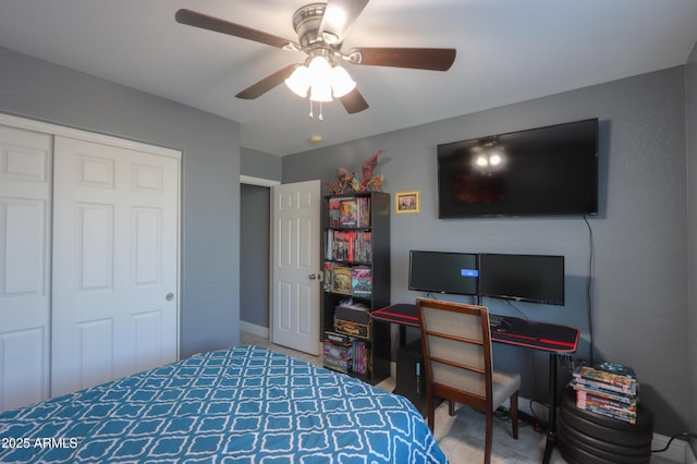 bedroom featuring a closet and ceiling fan