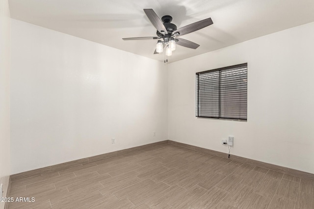 empty room with ceiling fan