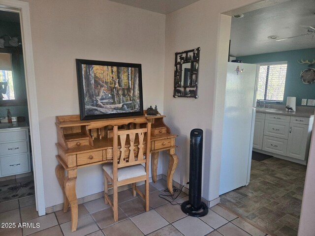 2028 Jones Pass, Overgaard, AZ 85933 - view of home office