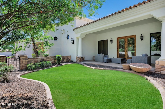 2527 E Beechnut Ct, Chandler, AZ 85249 - view of grassy yard with an outdoor hangout area and a patio area