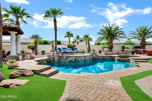 2527 E Beechnut Ct, Chandler, AZ 85249 - view of swimming pool with a patio, a fenced backyard, and a pool with connected hot tub