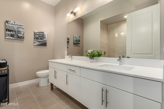 3131 N Central Ave Unit 3004, Phoenix, AZ 85012 - bathroom with double vanity and tile patterned flooring