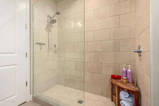 3131 N Central Ave Unit 3004, Phoenix, AZ 85012 - bathroom with tiled shower