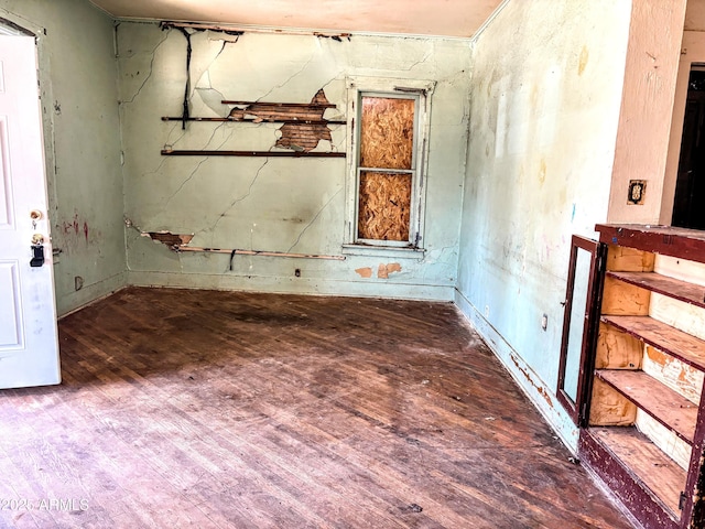 216 W Third St, Winslow, AZ 86047 - empty room featuring wood finished floors