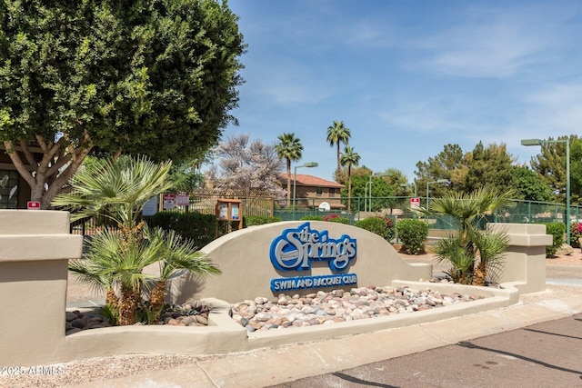 1379 E Butler Cir, Chandler, AZ 85225 - view of community / neighborhood sign
