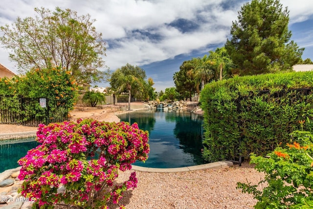 1379 E Butler Cir, Chandler, AZ 85225 - water view