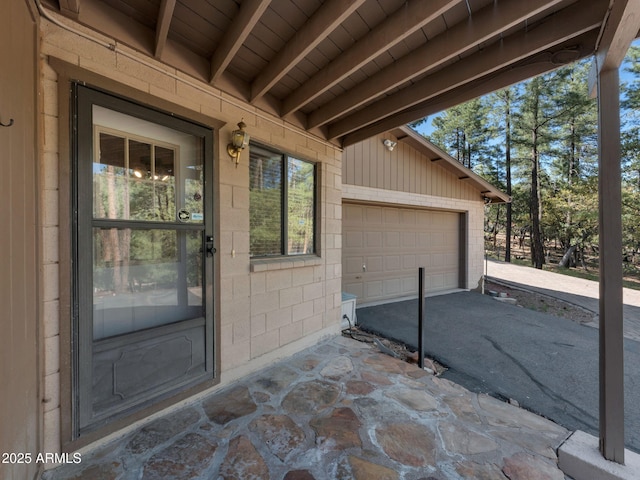 5130 Juniper Loop, Pine, AZ 85544 - entrance to property with driveway and an attached garage
