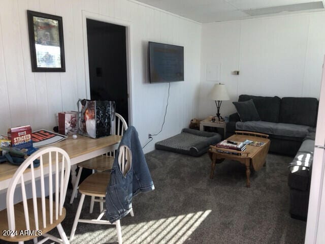 8358 Silver Creek Dr, Show Low, AZ 85901 - living room with carpet flooring