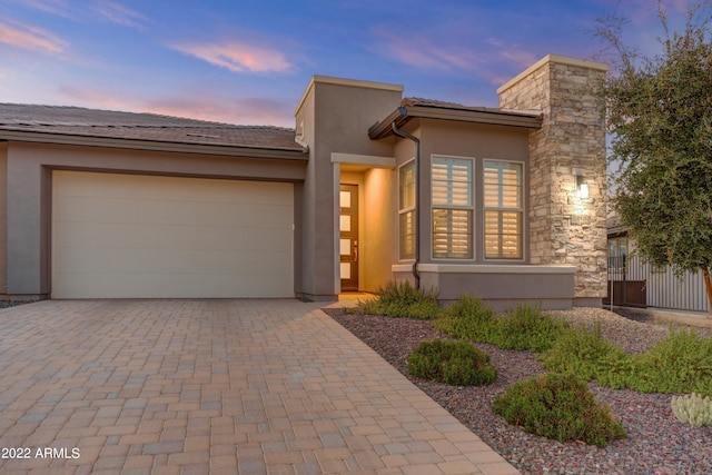 view of front facade with a garage