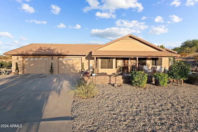 view of front facade featuring a garage