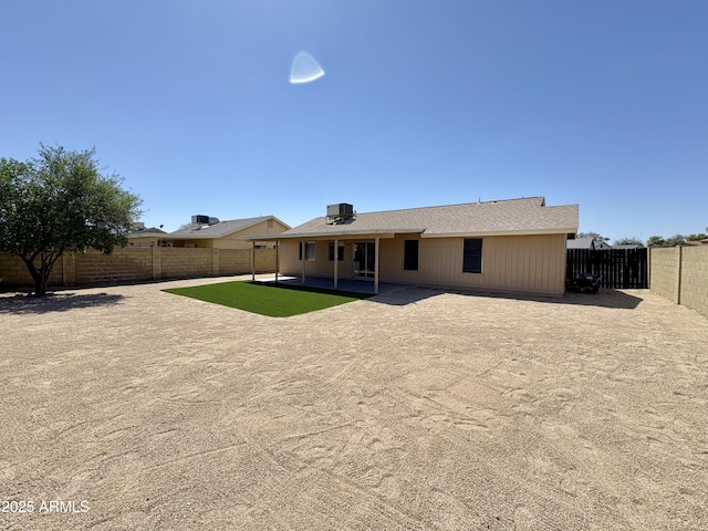 6419 W Monte Cristo Ave, Glendale, AZ 85306 - back of house featuring a patio and a fenced backyard
