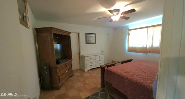 417 N 38th Ave, Phoenix, AZ 85009 - bedroom featuring ceiling fan