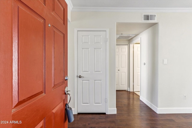 750 E Northern Ave Unit 1089, Phoenix, AZ 85020 - hall with dark wood finished floors, baseboards, ornamental molding, and visible vents