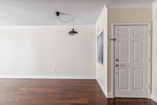 750 E Northern Ave Unit 1089, Phoenix, AZ 85020 - interior space with dark wood finished floors, baseboards, and ornamental molding