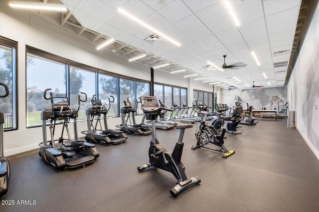 gym featuring ceiling fan