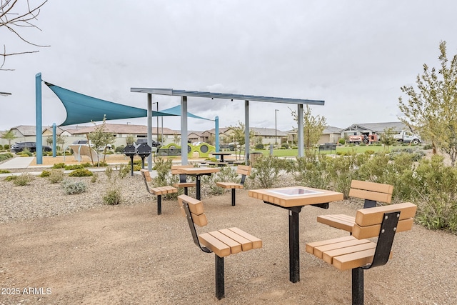 view of home's community featuring a residential view