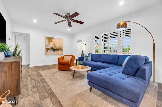 4020 N 34th St, Phoenix, AZ 85018 - living area with baseboards, ceiling fan, recessed lighting, and wood finished floors