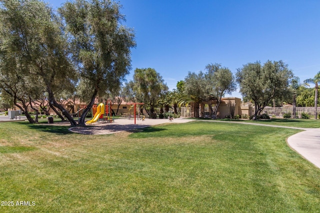 319 N Riata St, Gilbert, AZ 85234 - community playground with a yard