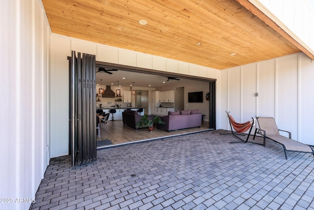 26112 N 7th Ave, Phoenix, AZ 85085 - view of patio / terrace