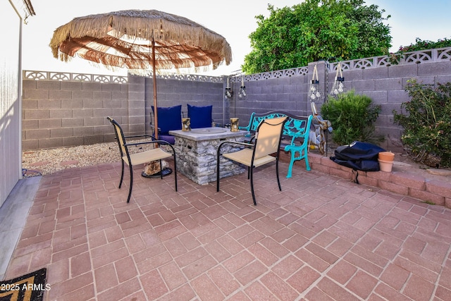 7916 E Naranja Ave, Mesa, AZ 85209 - view of patio featuring a fenced backyard