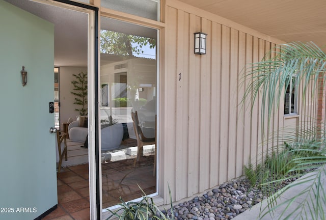 5246 N 20th St Unit B1, Phoenix, AZ 85016 - entrance to property with board and batten siding