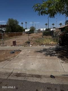 6825 N 59th Dr Unit 18, Glendale, AZ 85301