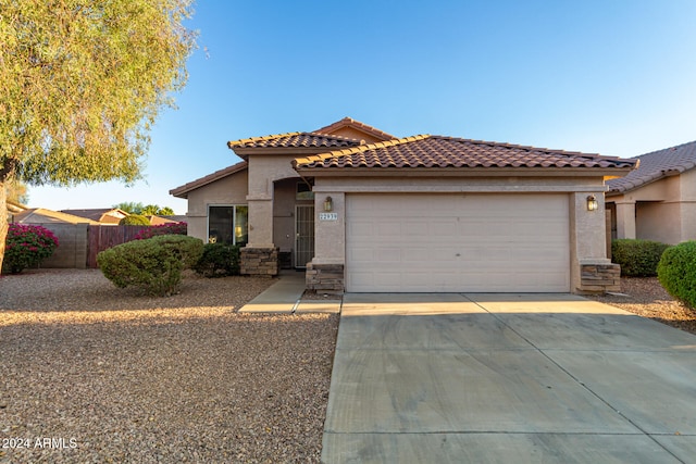 view of front facade with a garage