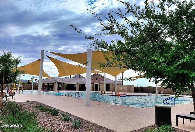 2975 W Three Mile Dr, San Tan Valley, AZ 85144 - community pool with a patio
