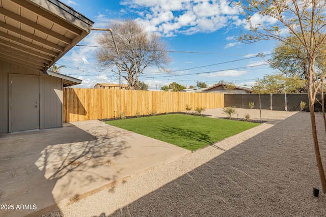 view of yard with a patio area