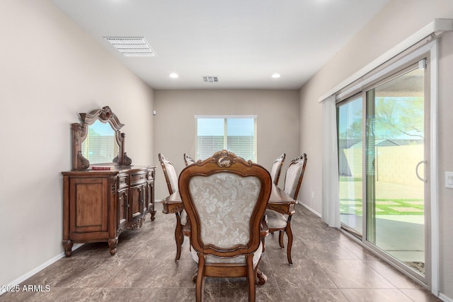 dining space featuring recessed lighting, baseboards, and visible vents