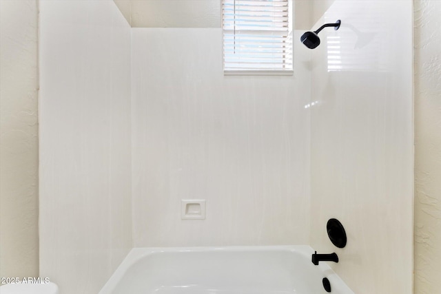 16615 N 109th Pl, Scottsdale, AZ 85255 - bathroom with shower / tub combination