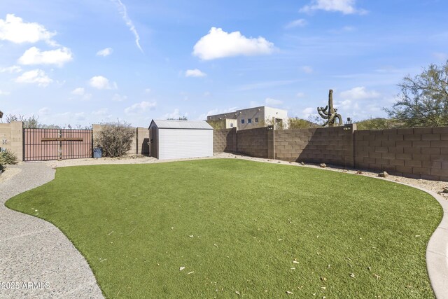 view of yard with a storage shed
