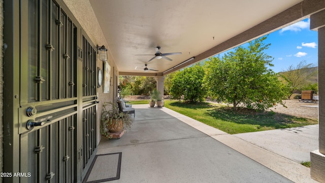 2311 W Dobbins Rd, Phoenix, AZ 85041 - view of patio featuring ceiling fan
