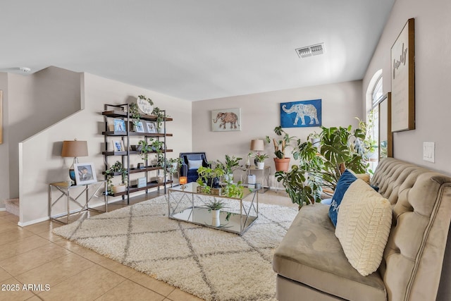 2198 W Pima Ave, Coolidge, AZ 85128 - living area featuring tile patterned flooring and baseboards