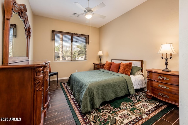 bedroom with ceiling fan