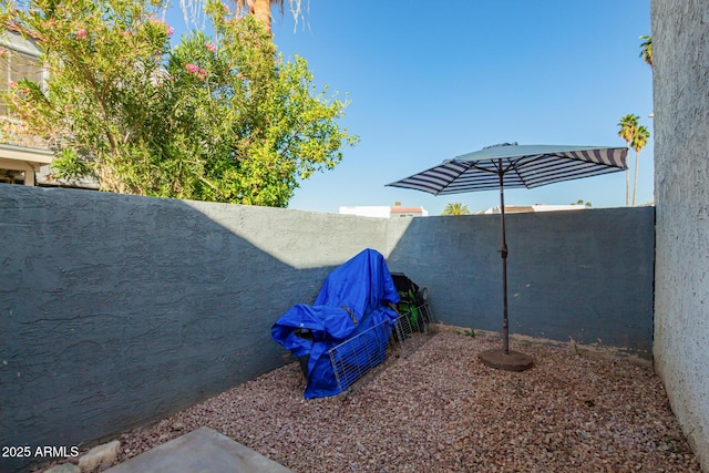 7506 N 47th Dr, Glendale, AZ 85301 - view of yard with a fenced backyard