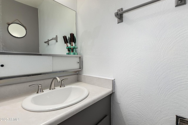 7506 N 47th Dr, Glendale, AZ 85301 - bathroom with vanity
