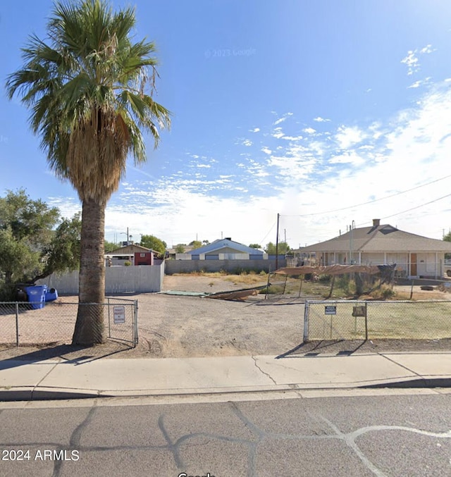 Listing photo 3 for 1707 S 7th Ave Unit 8, Phoenix AZ 85007