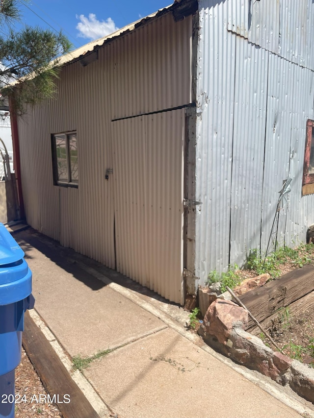 view of outdoor structure