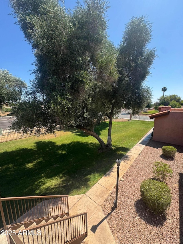 1075 E Chandler Blvd Unit 220, Chandler, AZ 85225 - view of yard